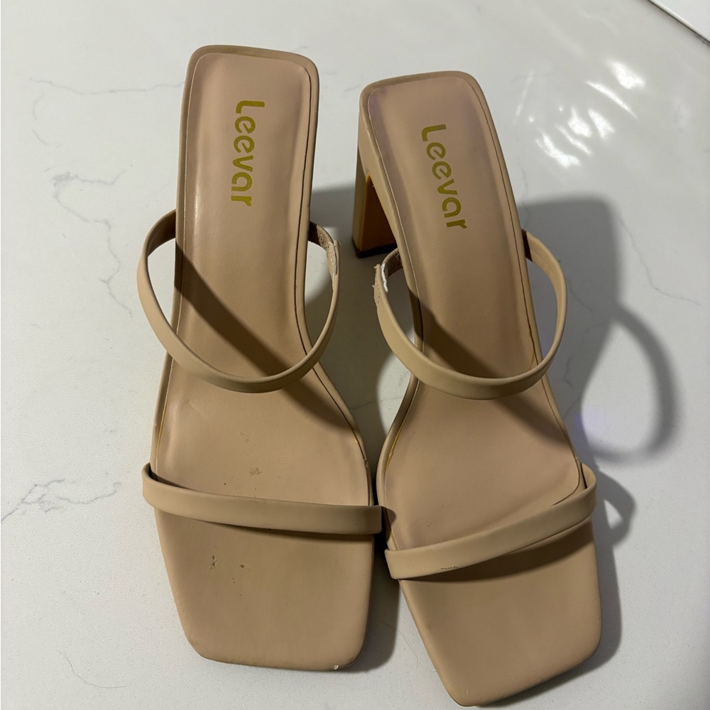 Leevar Tan Women's Heels